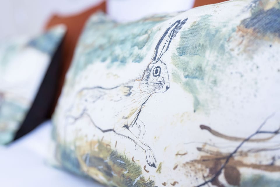 Running Hare Soft furnishings