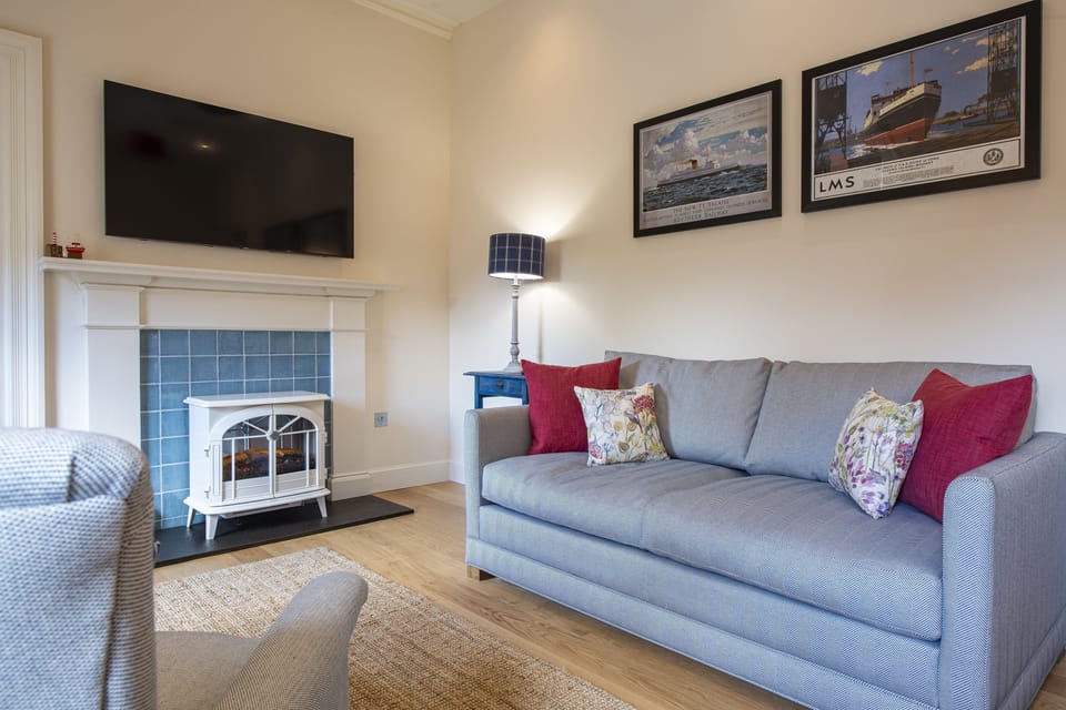 Loch Ness Living area