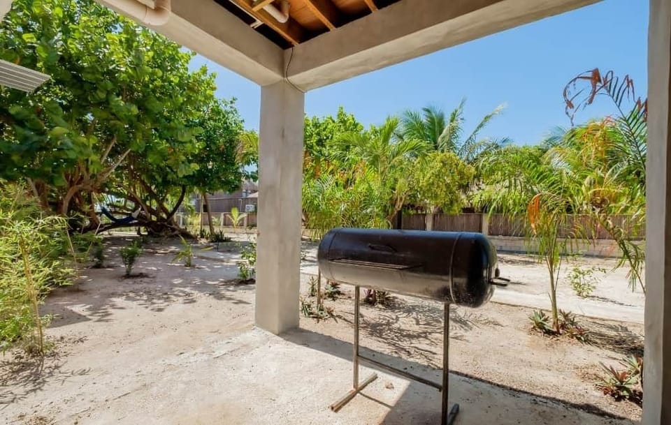 BBQ - Grounds - 1