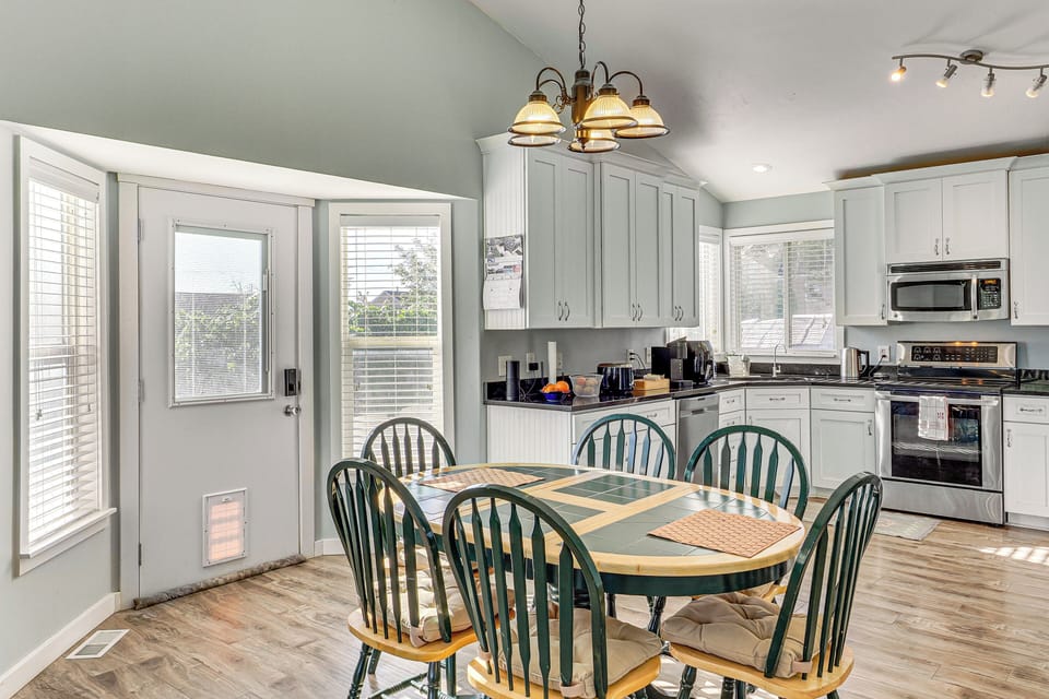 Dining Area | 1st Floor | Dishware/Flatware