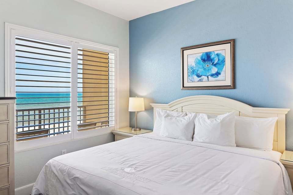 Bedroom with King Bed