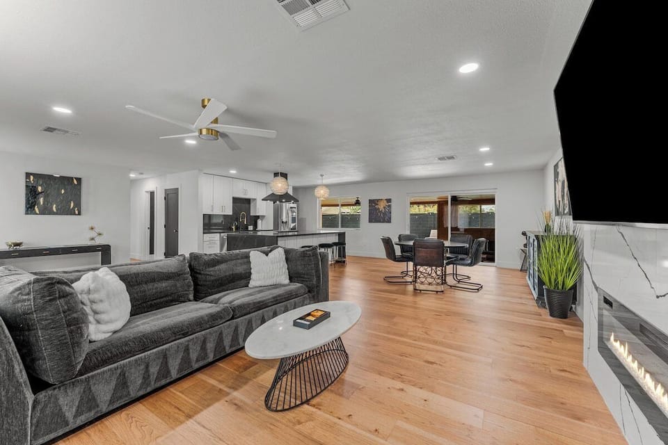 Kick back on the sofa, catch up on your favorite shows on the smart TV, or simply enjoy the company of friends and family in this inviting space.