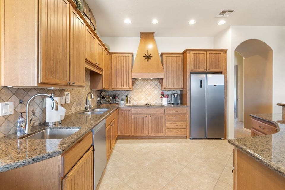 Kitchen, stainless steel appliances. Di