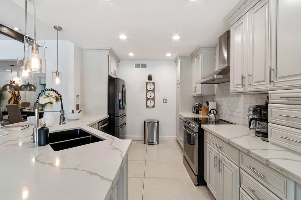 Whether you're a gourmet chef or a casual cook, our modern kitchen provides everything you need to whip up delicious meals