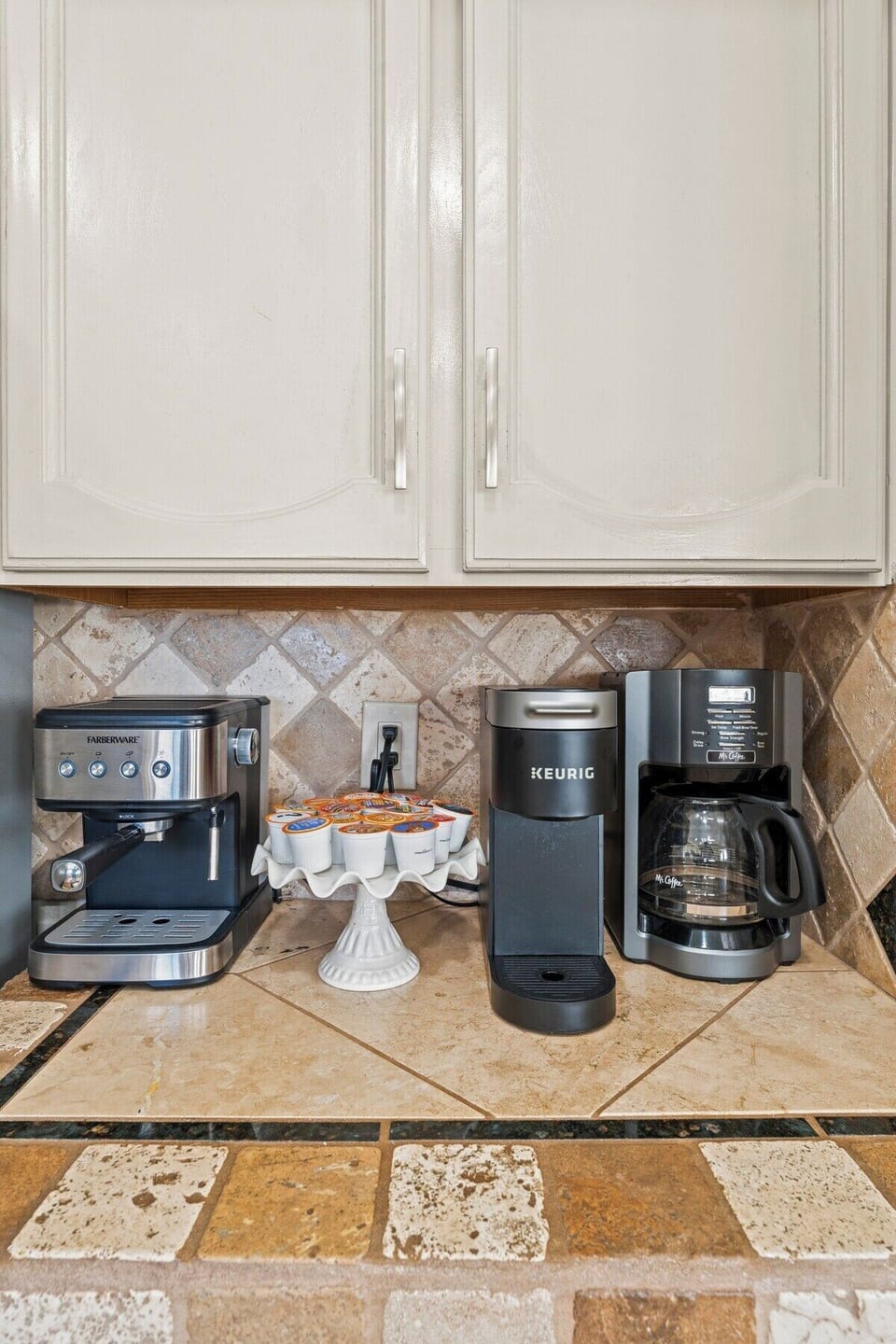 Unleash your culinary creativity in our fully-equipped kitchen.