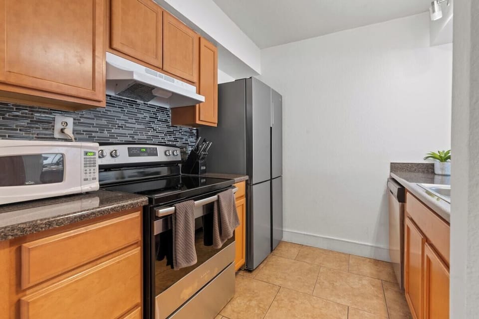 Unleash your culinary creativity in our fully-equipped kitchen.