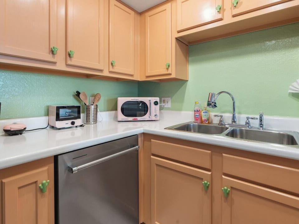 Unleash your culinary creativity in our fully-equipped kitchen.