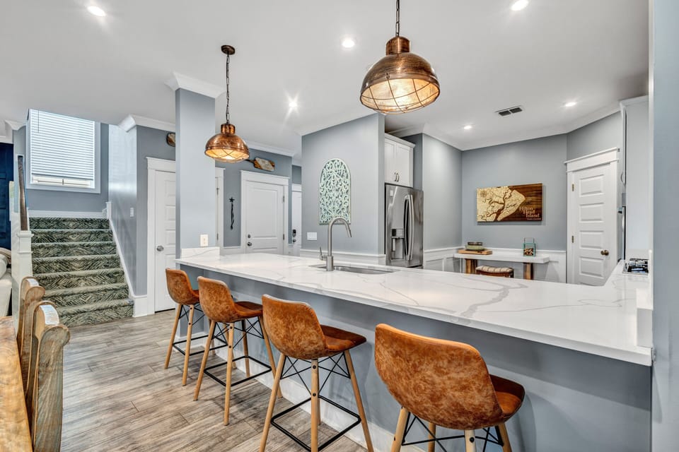 Decorative kitchen area with 4 additional  seats
