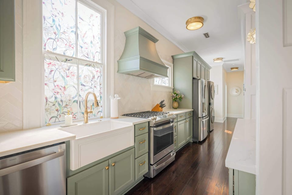 Fully stocked kitchen - local coffee provided!