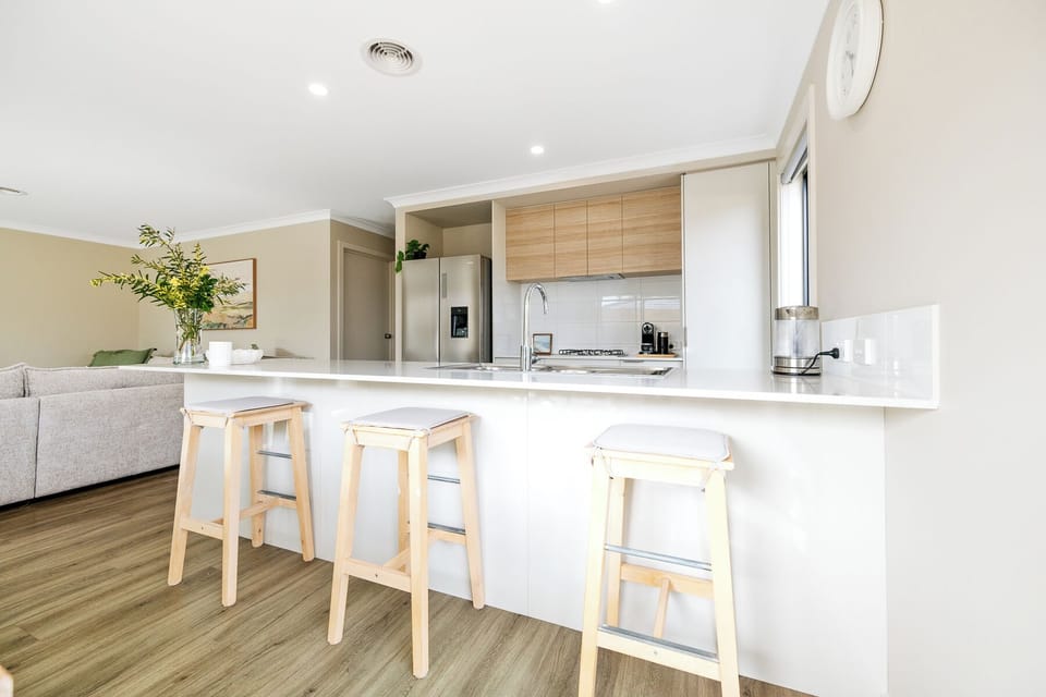 The Greens on Golf Street - The Beach House People Inverloch