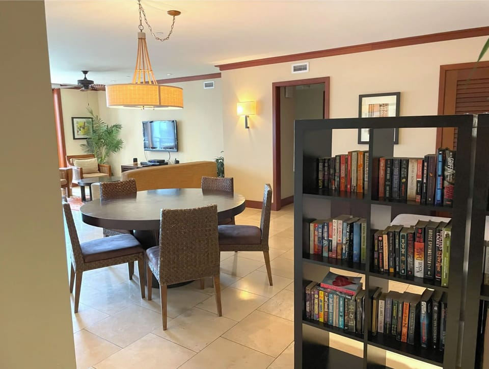 Second unit interior
