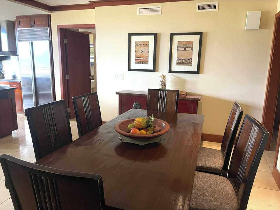First unit dining area