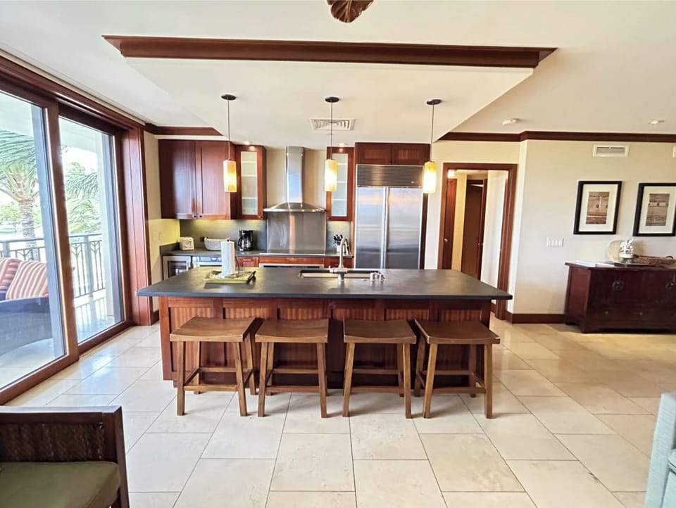 First unit dining area