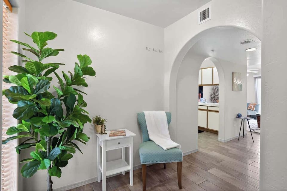Entry way