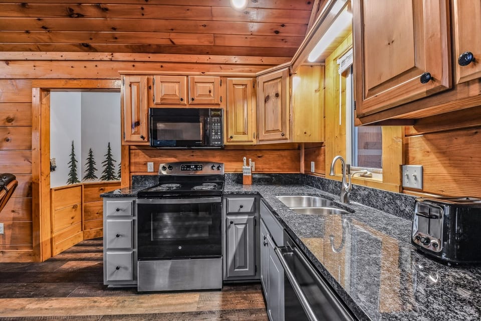 Indoors, Kitchen, Hardwood, Appliance, Microwave