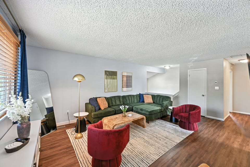 Architecture, Building, Furniture, Indoors, Living Room