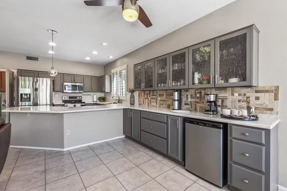 Kitchen and coffee bar area