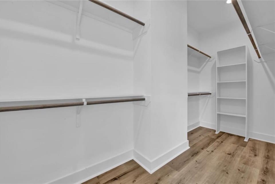 Walk in closet