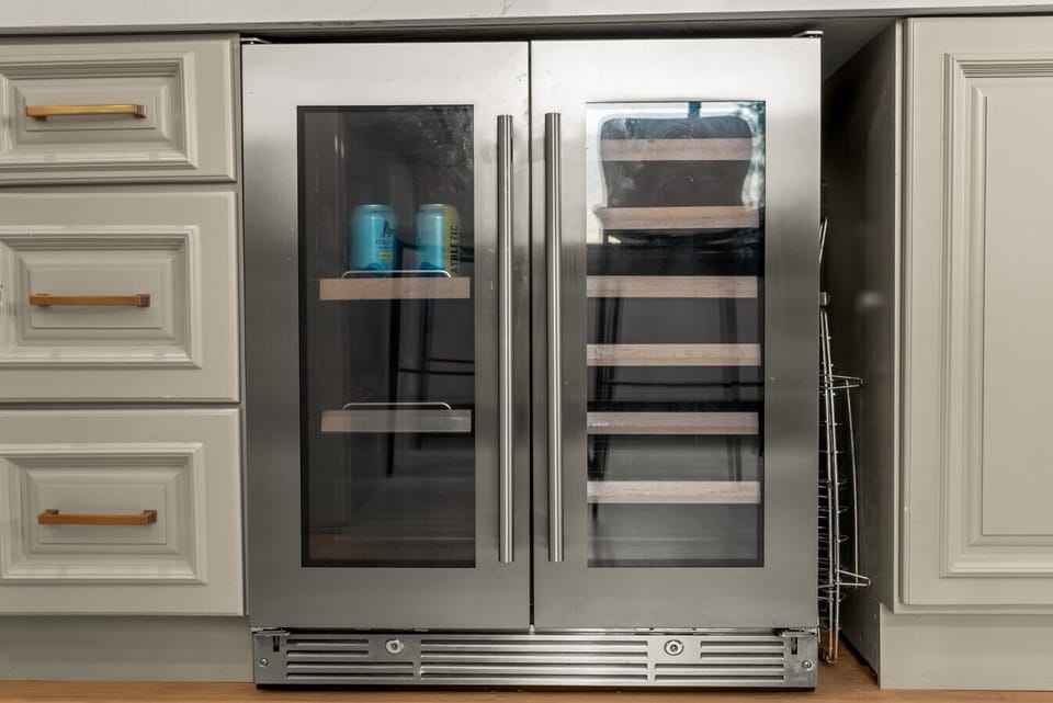 Beverage fridge