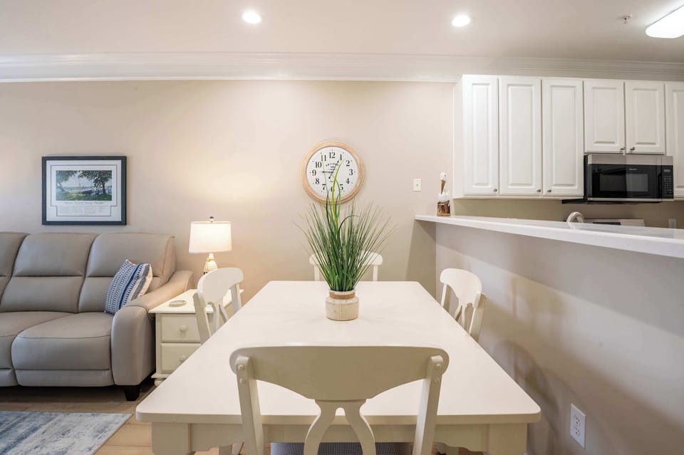 Open Floor Plan Living and Dining