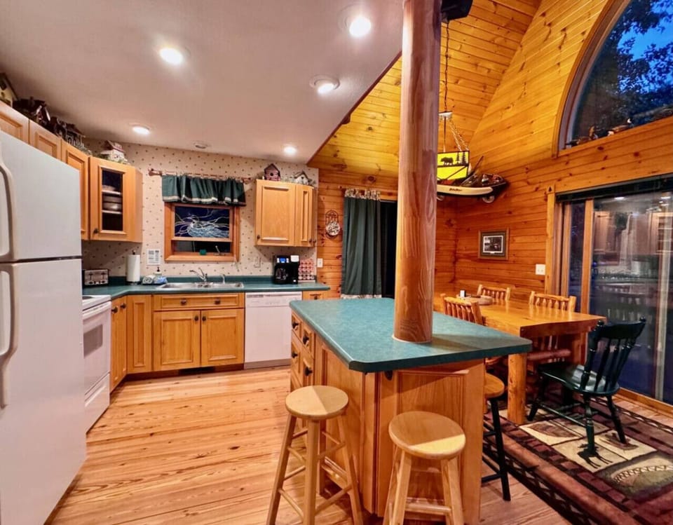 Kitchen and dining area