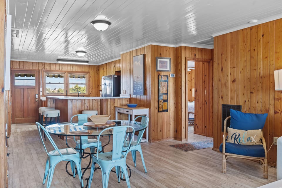 Dining Area / Kitchen