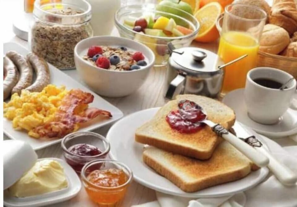 Breakfast meal