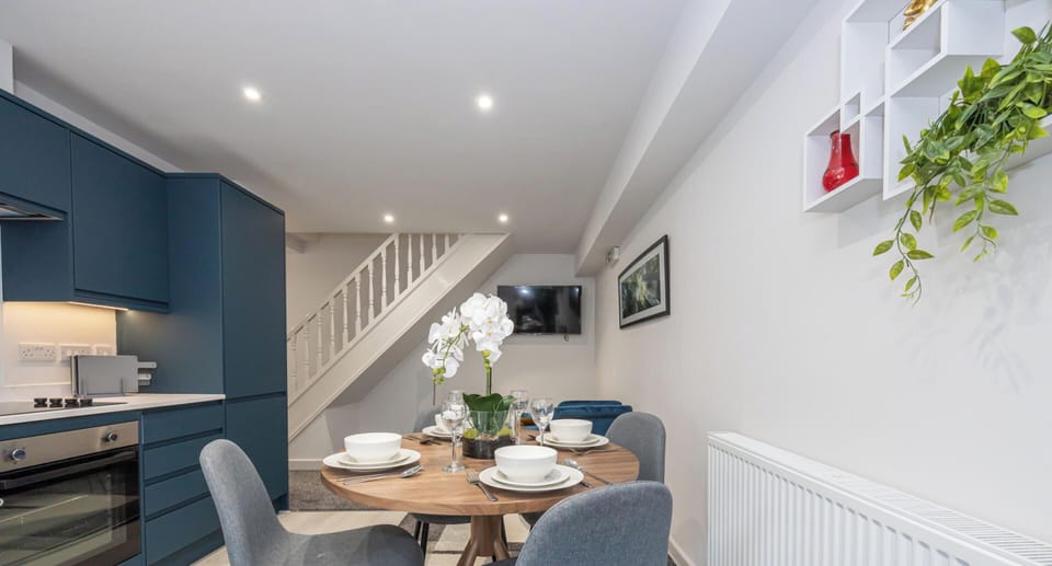 Spacious Kitchen and Two Cosy Lounges