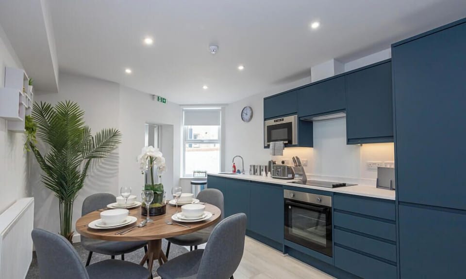 Cook, Dine & Relax in Style