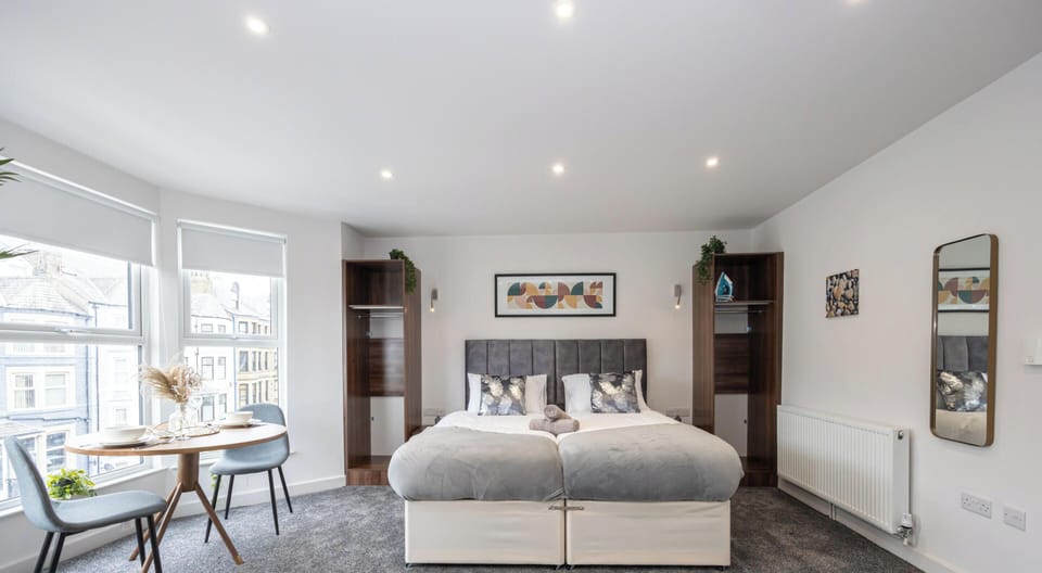 Super king bed