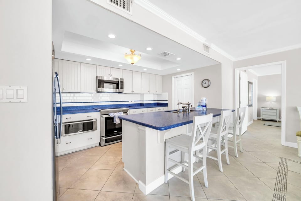 Kitchen island
