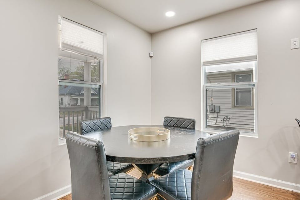 Architecture, Building, Dining Room, Dining Table, Furniture