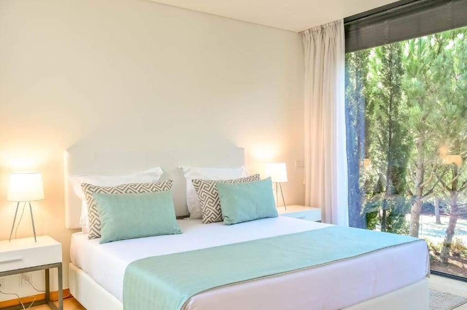 Bedroom with Double bed