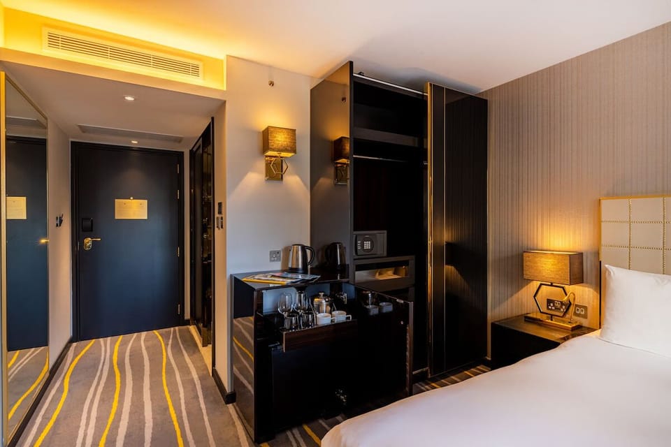 In-room amenities