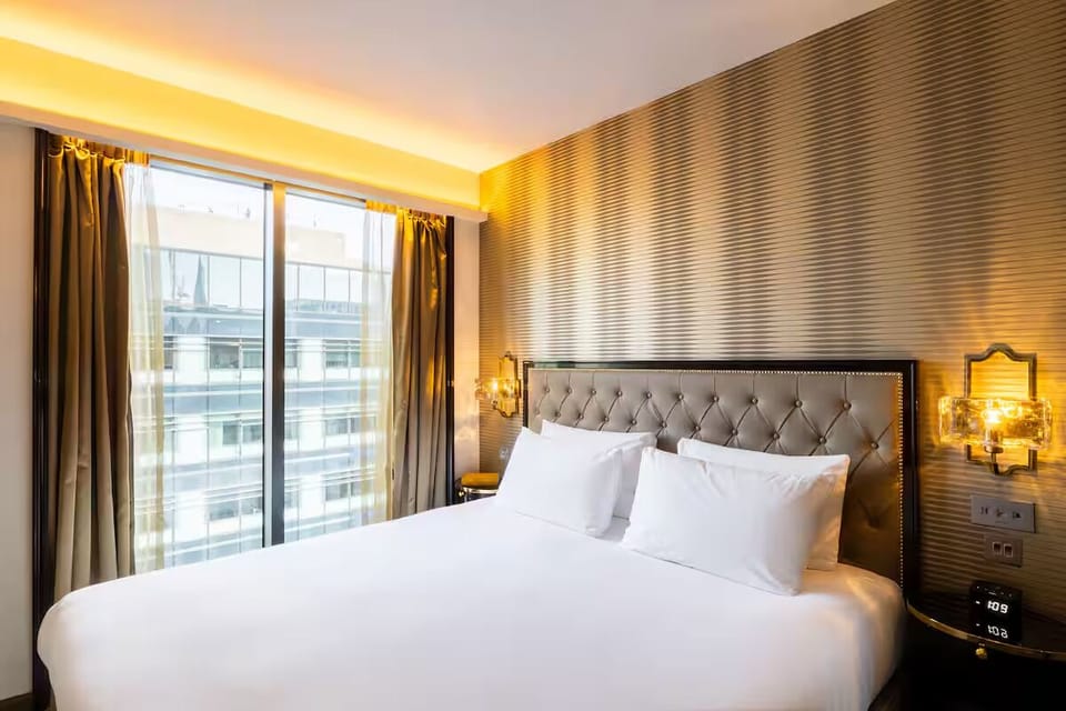 Unit with King size bed