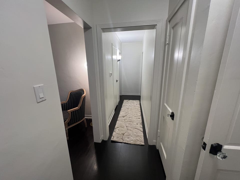 Hallway from front bedroom to back bedroom