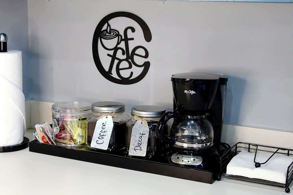 Coffee Station – Complimentary Coffee & Tea