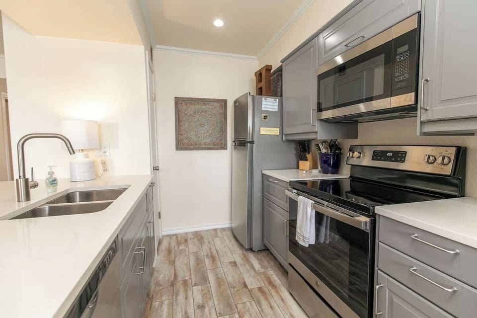 Full kitchen with updated appliances.