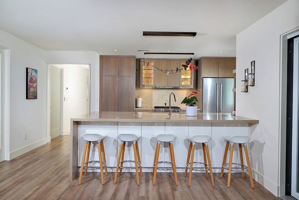 Breakfast bar. 