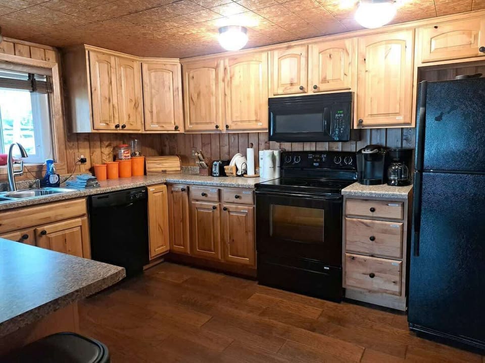 MunsonLakecabin8