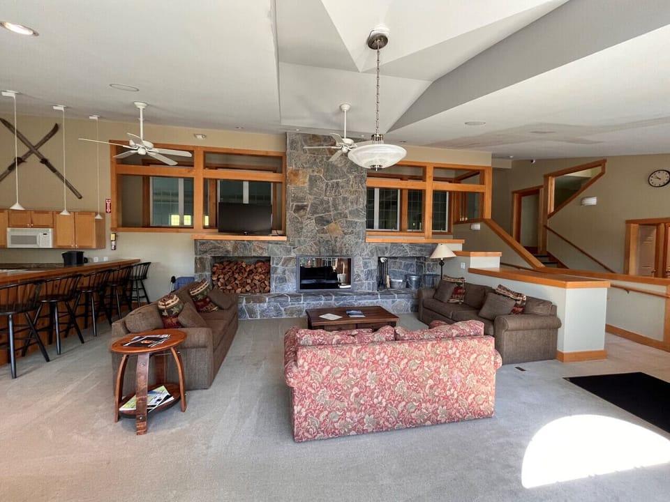 Clubhouse Lounge area