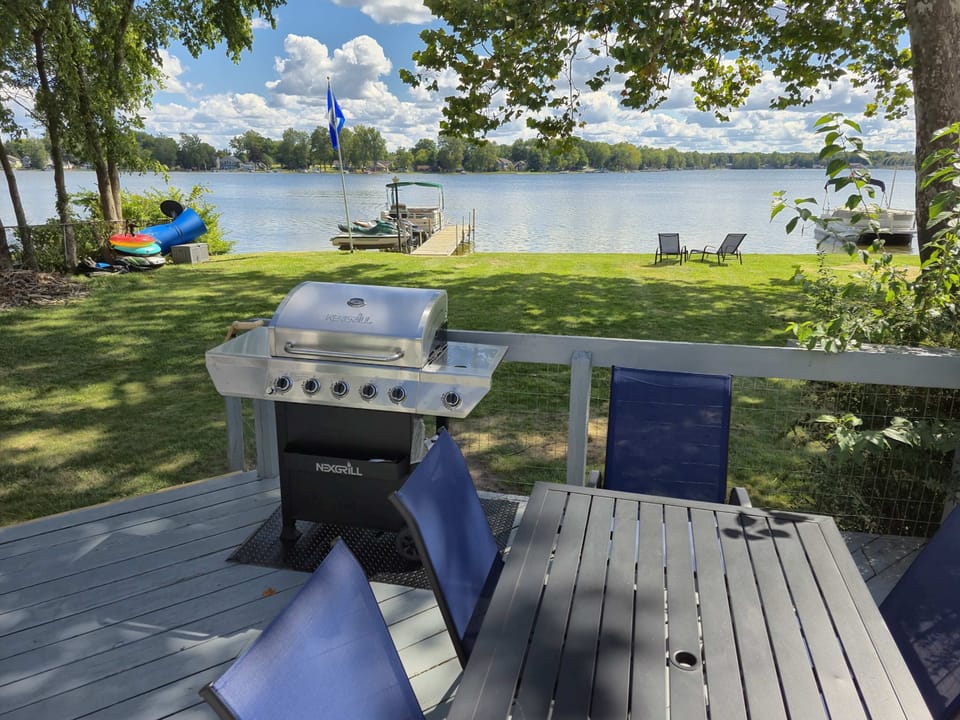 Backyard deck and views of the lake