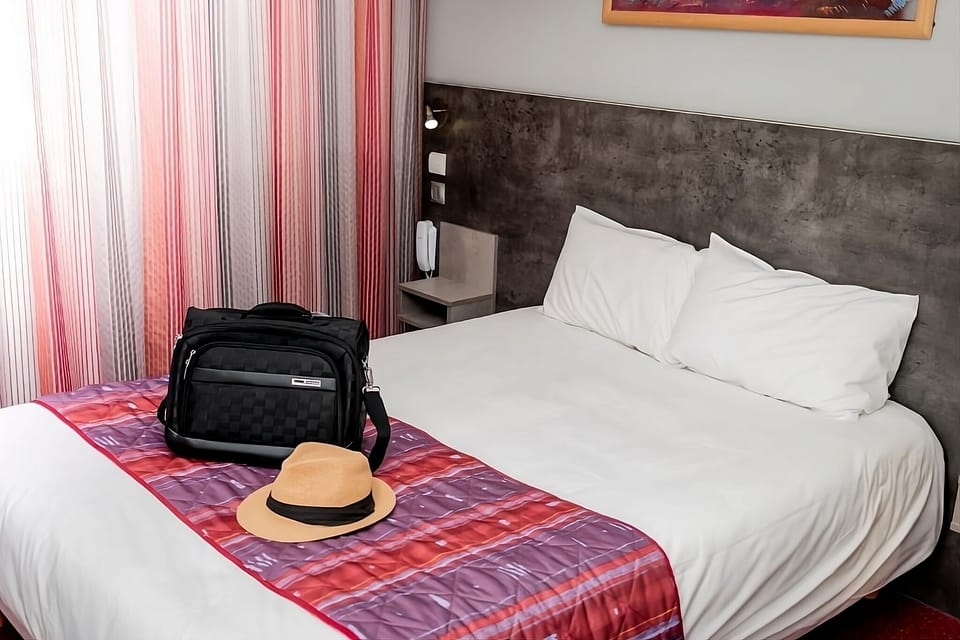 Unit with Double size bed. Exact unit will be assigned upon arrival. Views, colors and decor may vary.