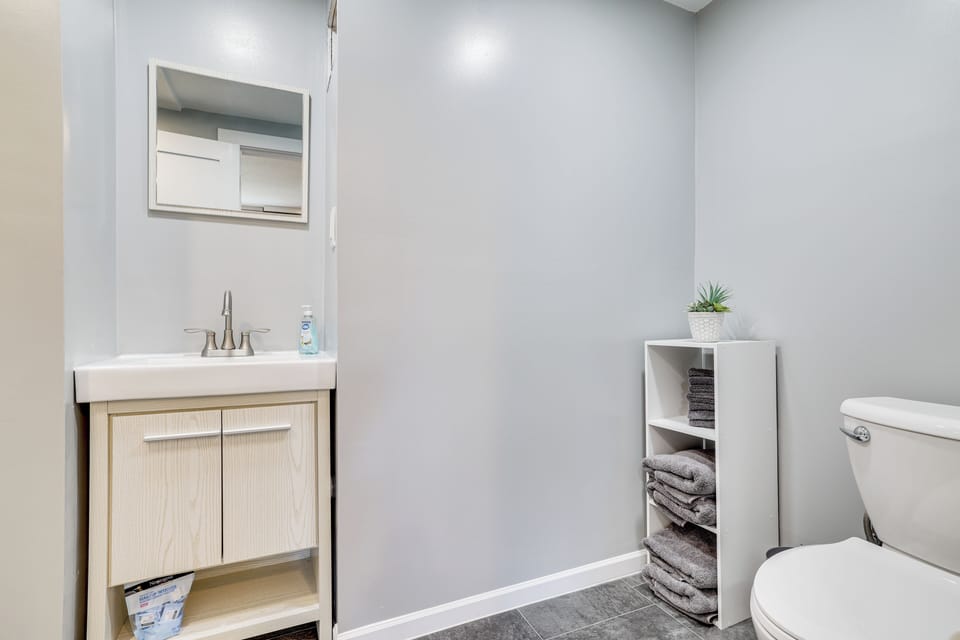 Bathroom | Shower | 1st Floor