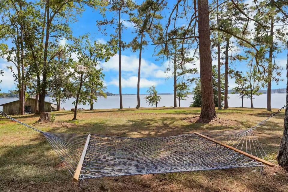 180 degree view of the lake from sunrise to sunset
