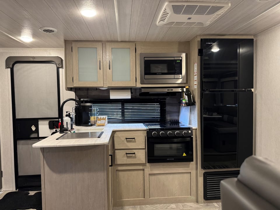 Your Hill Country kitchen — cook, gather, and make memories.