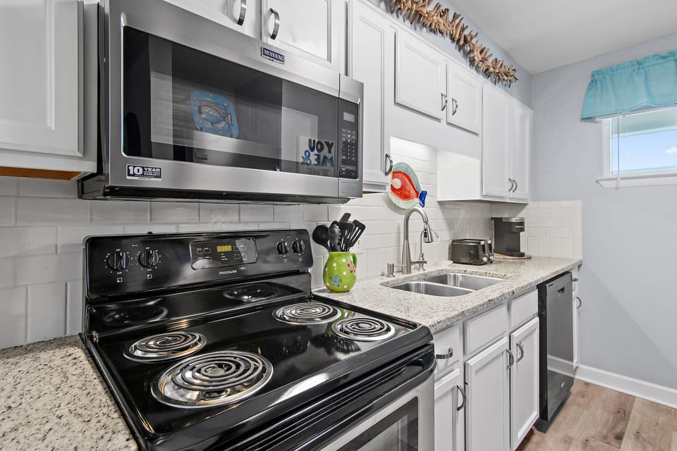 Fully equipped kitchen