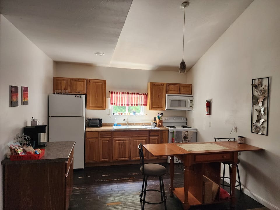 Kitchen, Stocked with all the essentials and snacks!