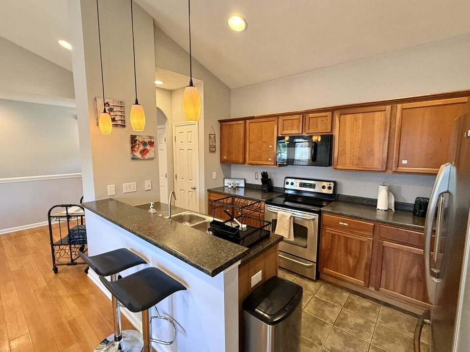 Fully stocked kitchen