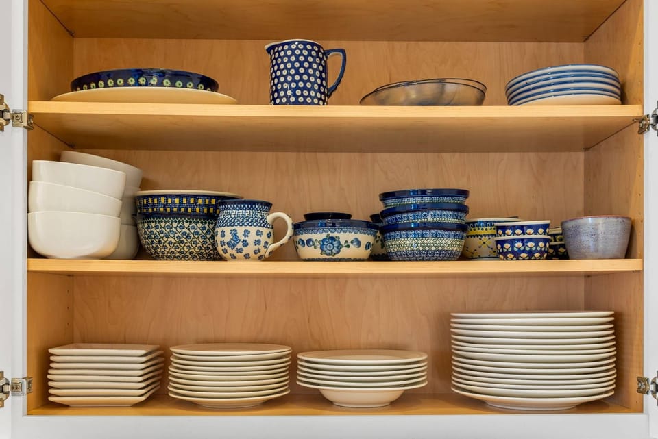 Plates and bowls